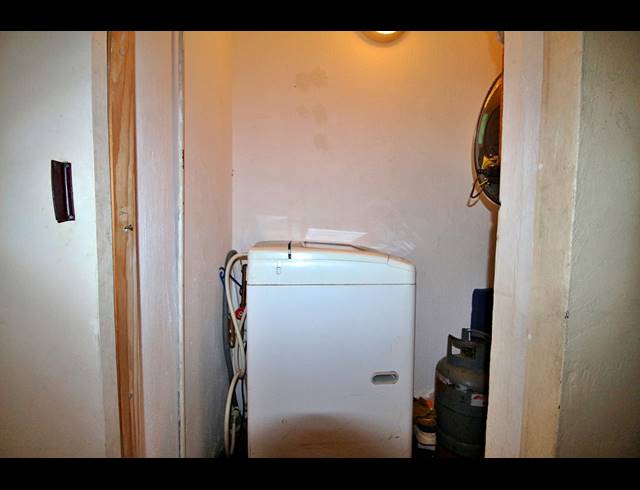 2 BEDROOM TOWNHOUSE FOR SALE IN EDLEEN